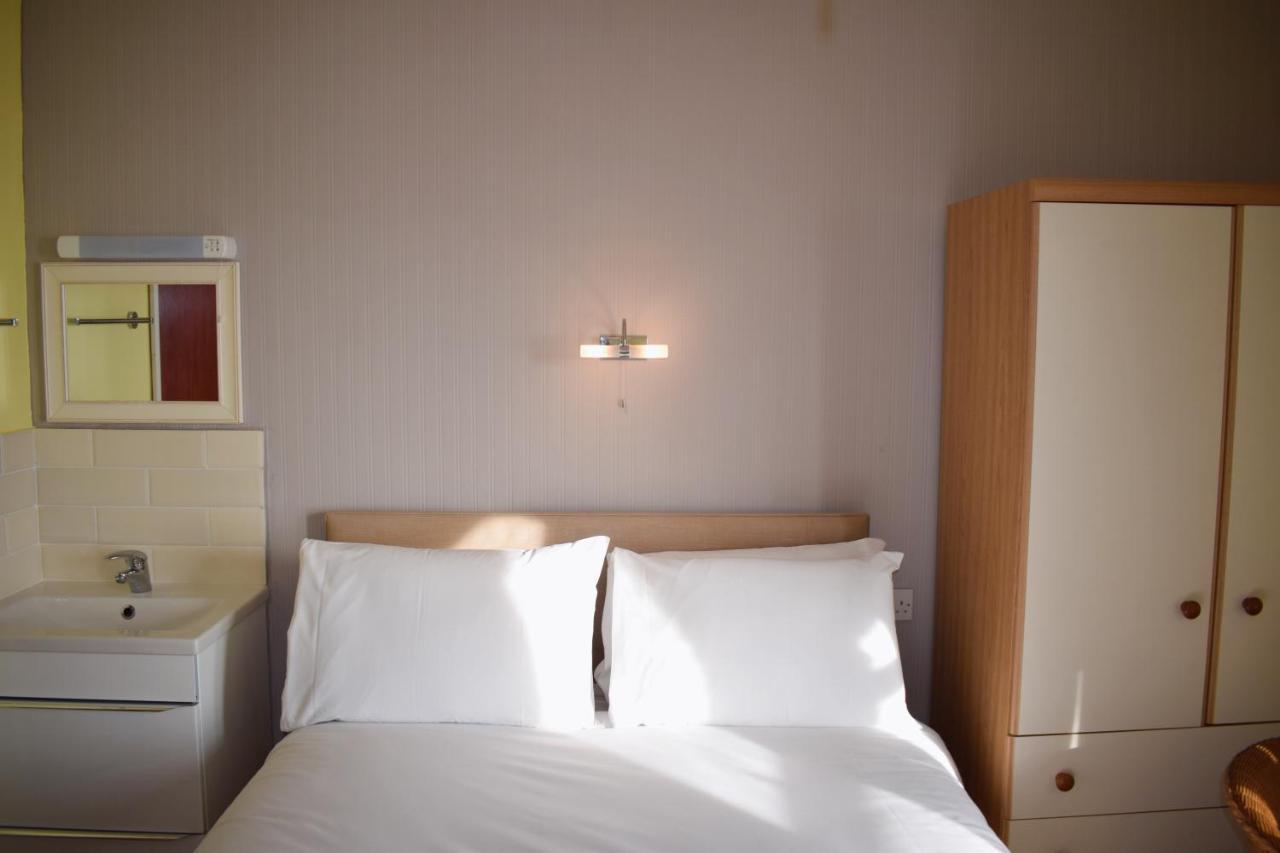 Penn House Hotel Weymouth Oda fotoğraf