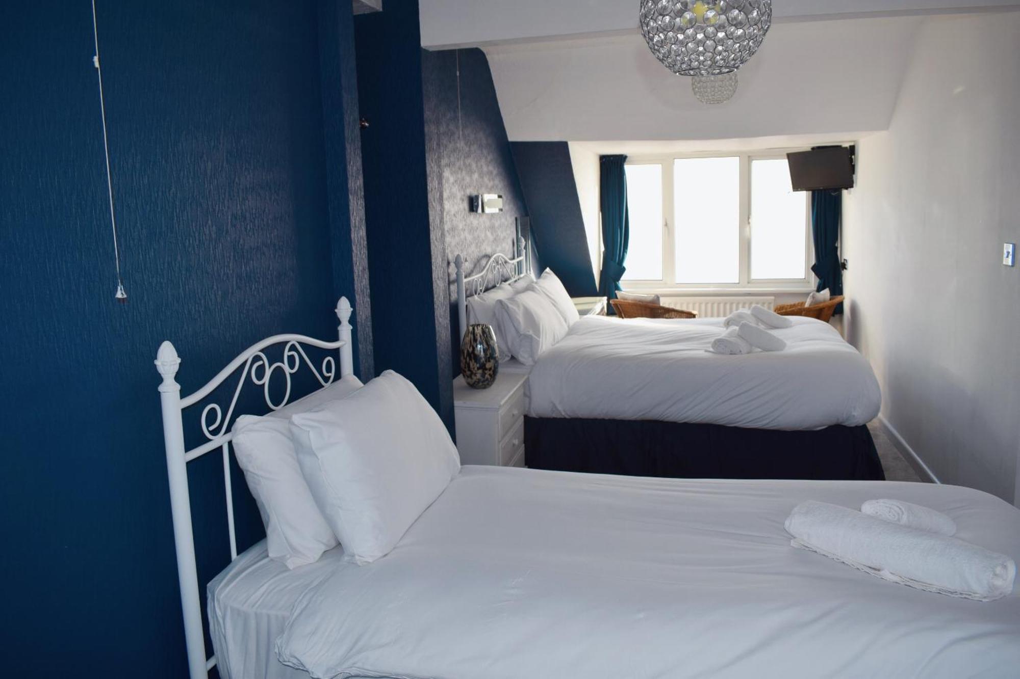 Penn House Hotel Weymouth Oda fotoğraf