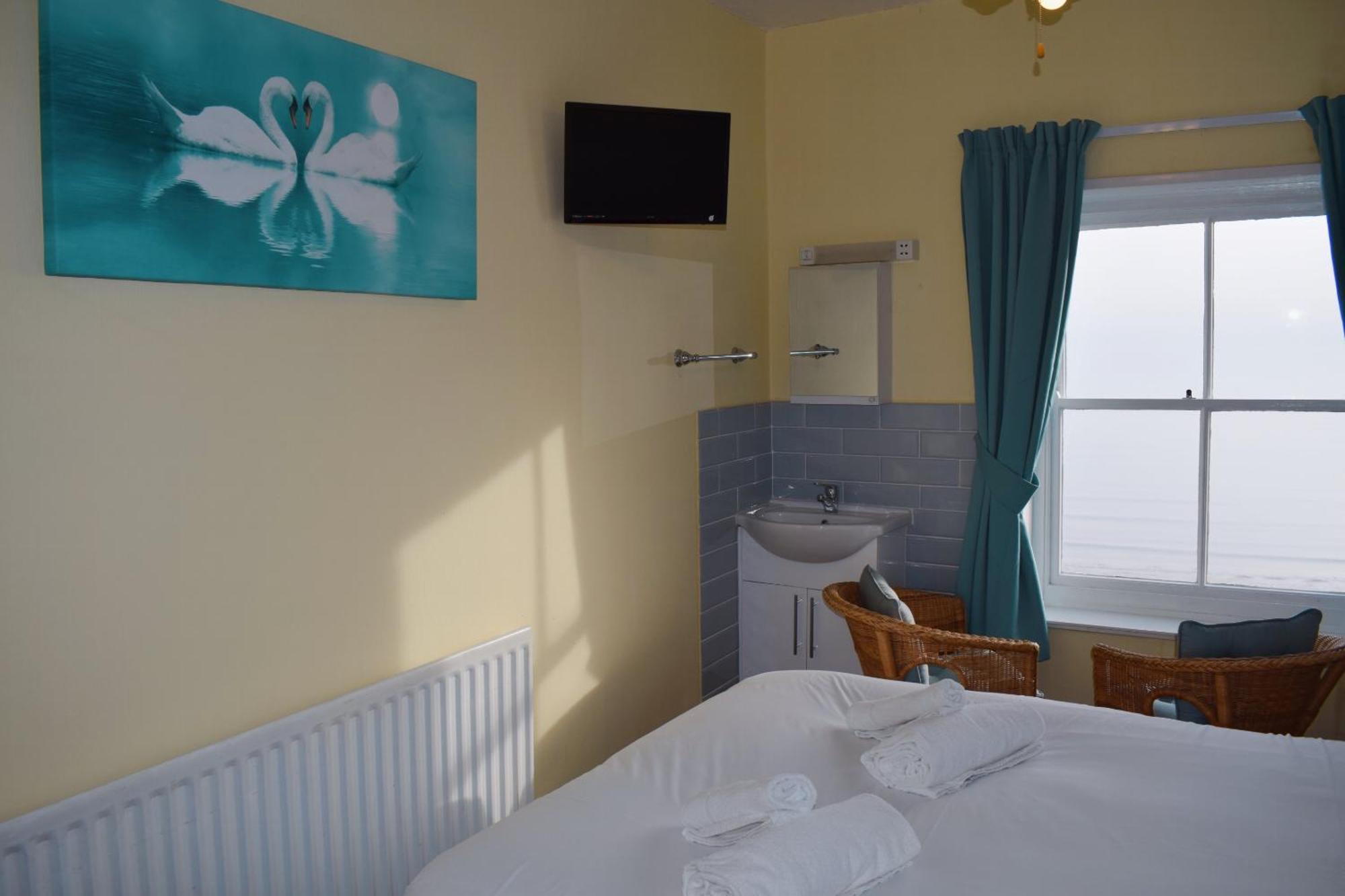 Penn House Hotel Weymouth Oda fotoğraf