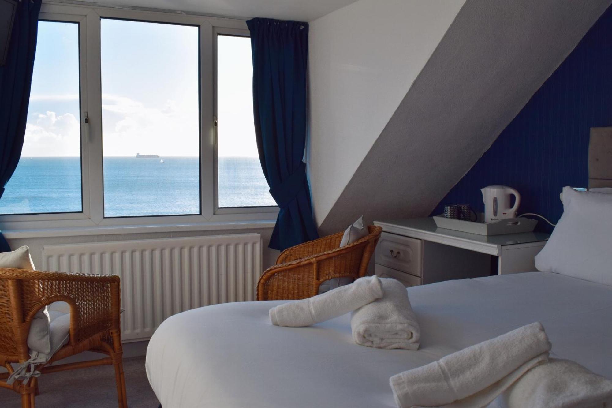 Penn House Hotel Weymouth Oda fotoğraf