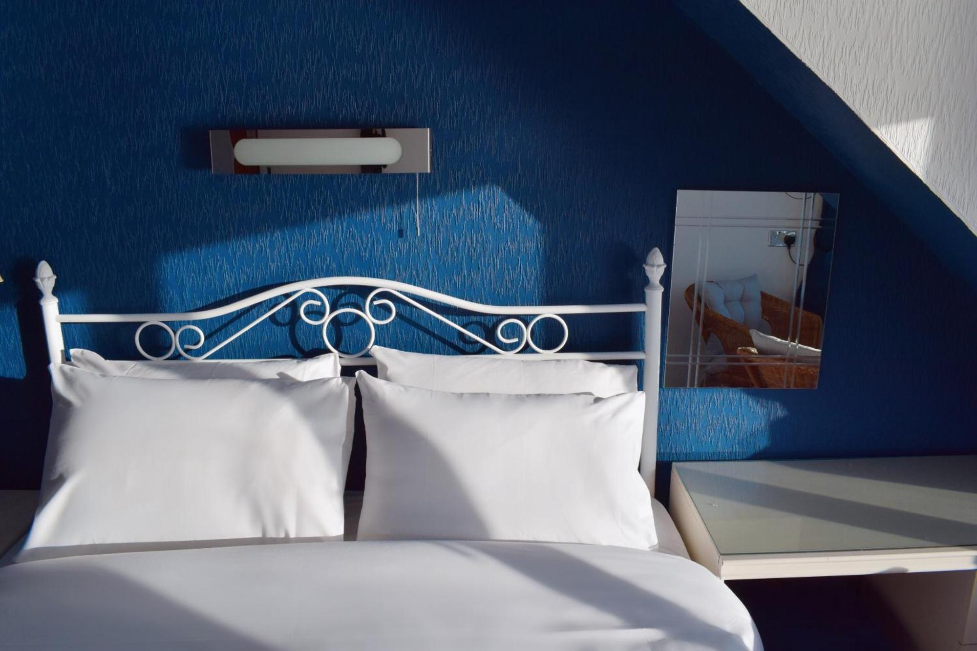 Penn House Hotel Weymouth Oda fotoğraf
